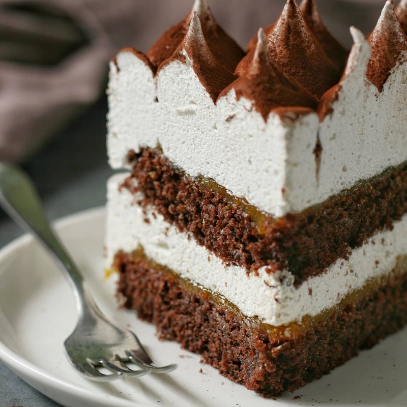 Tropical chocolate marshmallow cake