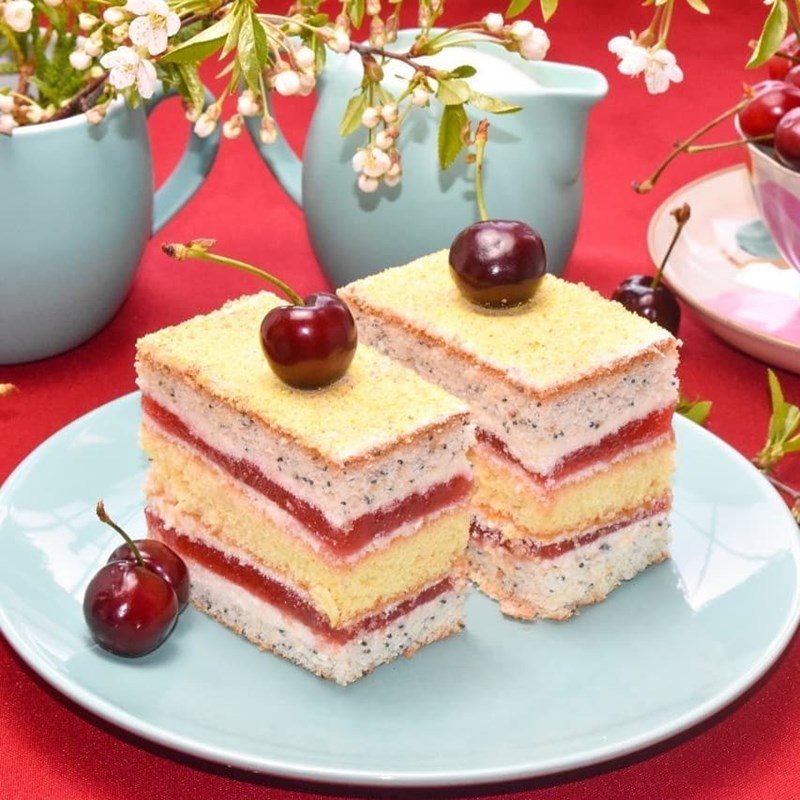 Poppy & cherry square cakes