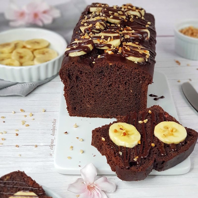 Chocolate & banana loaf cake