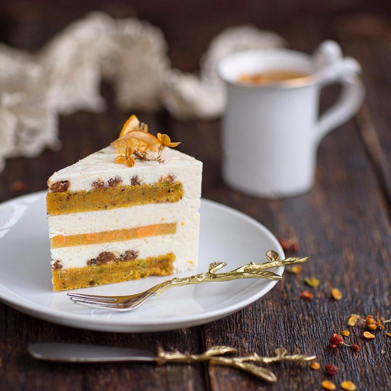 CARROT MOUSSE CAKE