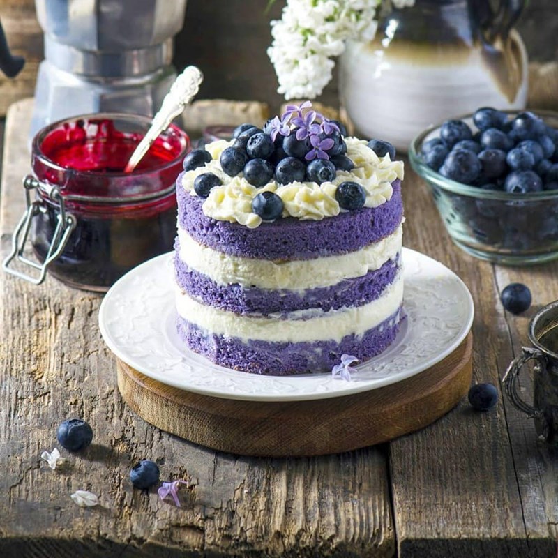 Lavender cake with blueberry confiture-2
