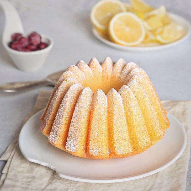Lemon ring cake