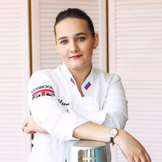 Pastry chef Elena Gornova