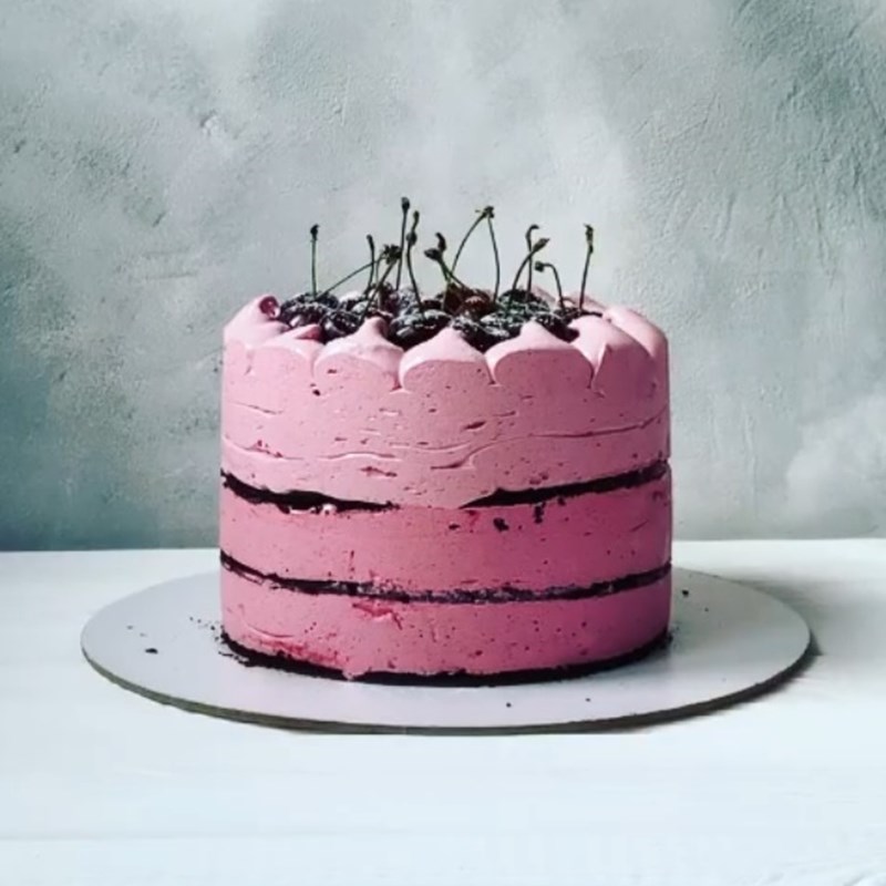 Delicate cherry marshmallow cake