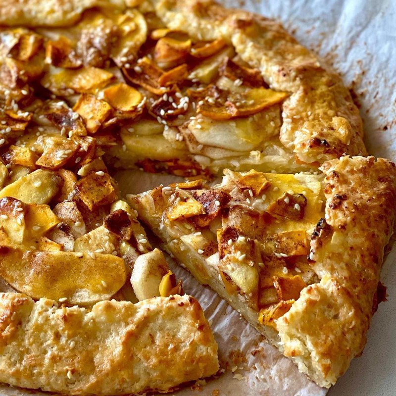 Cottage cheese galette with apples and pumpkin-4